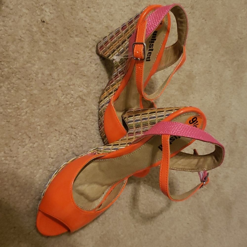 Unlisted Sandal
